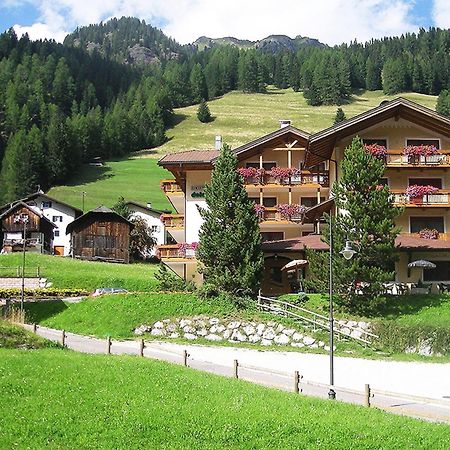 Hotel Dolomites Inn กานาเซย์ ภายนอก รูปภาพ