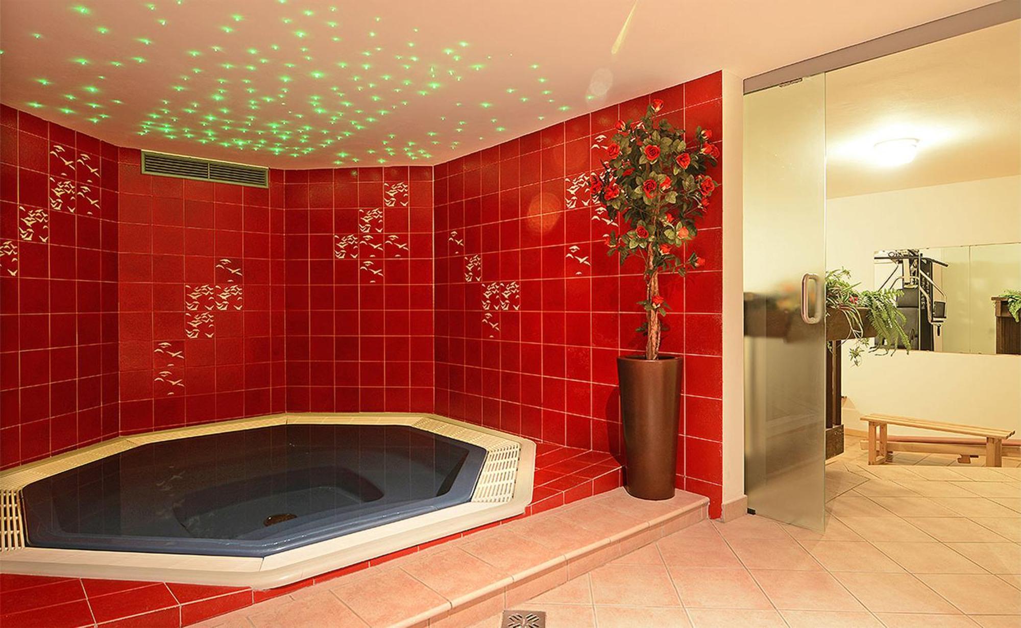 Hotel Dolomites Inn กานาเซย์ ภายนอก รูปภาพ