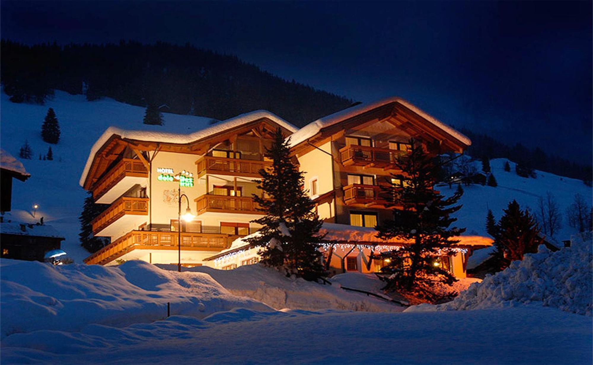 Hotel Dolomites Inn กานาเซย์ ภายนอก รูปภาพ
