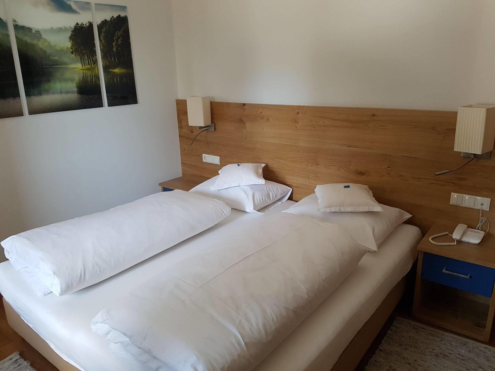 Hotel Dolomites Inn กานาเซย์ ภายนอก รูปภาพ