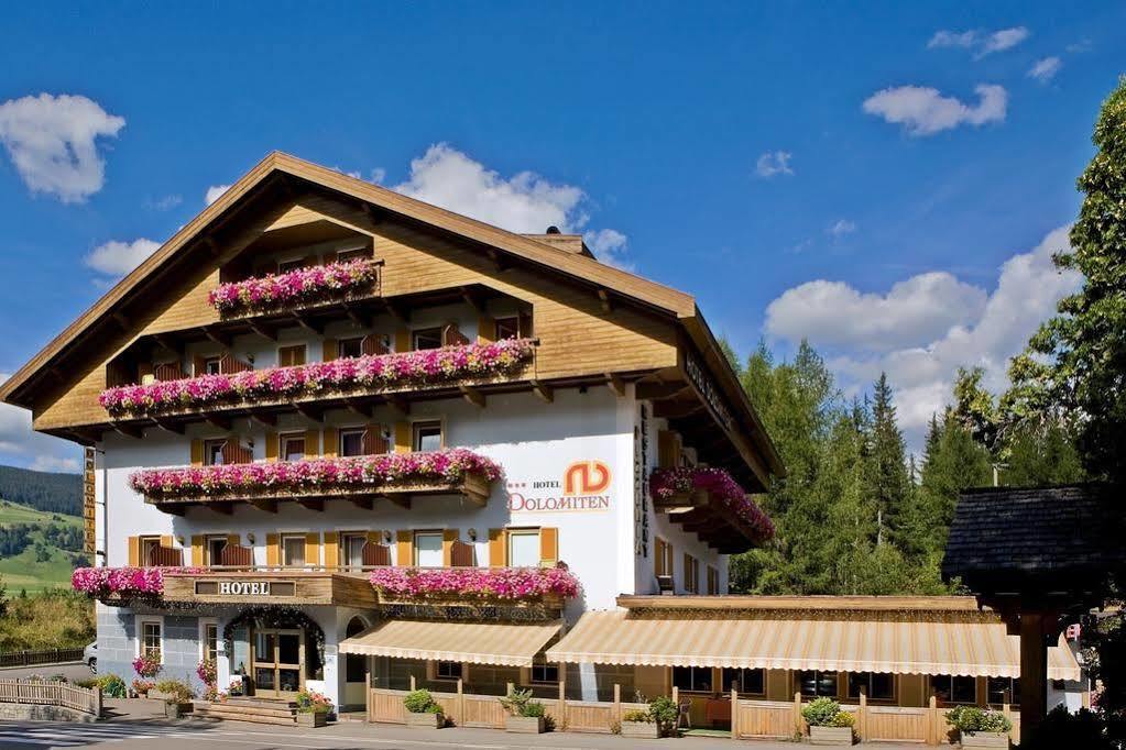 Hotel Dolomites Inn กานาเซย์ ภายนอก รูปภาพ