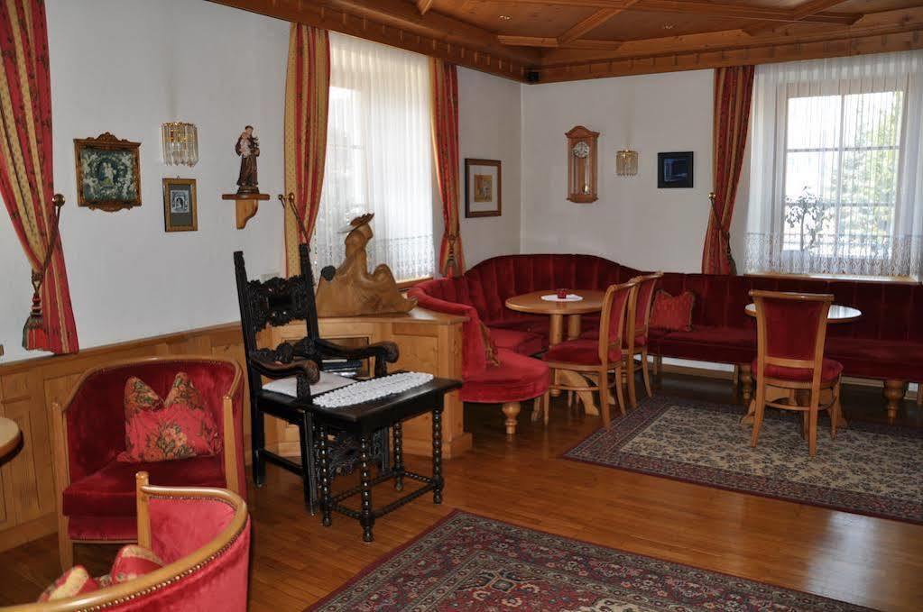Hotel Dolomites Inn กานาเซย์ ภายนอก รูปภาพ