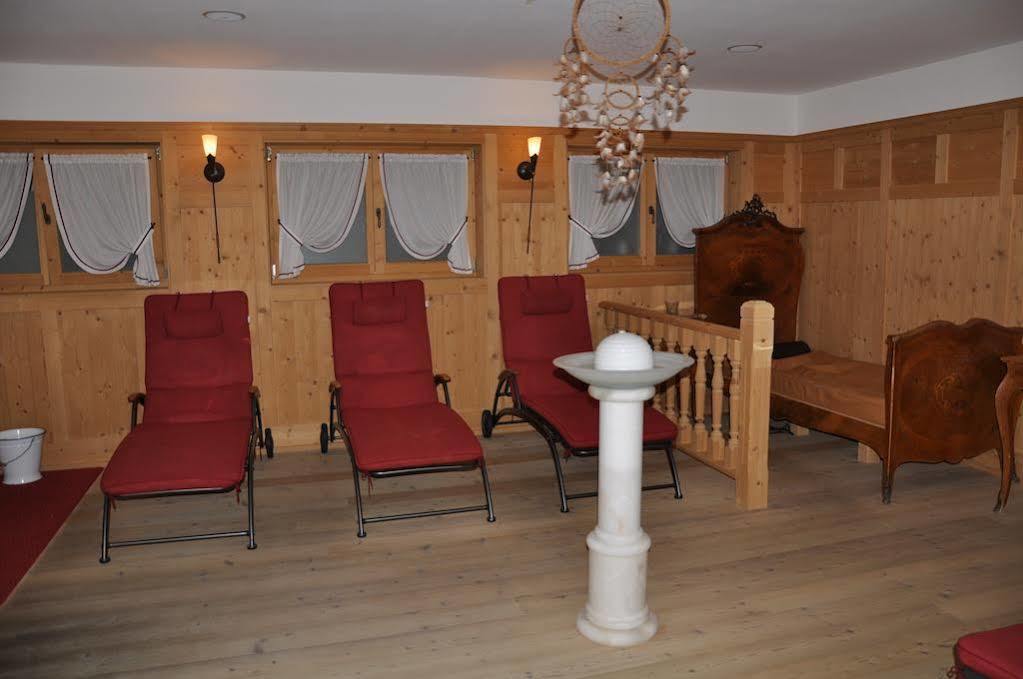 Hotel Dolomites Inn กานาเซย์ ภายนอก รูปภาพ