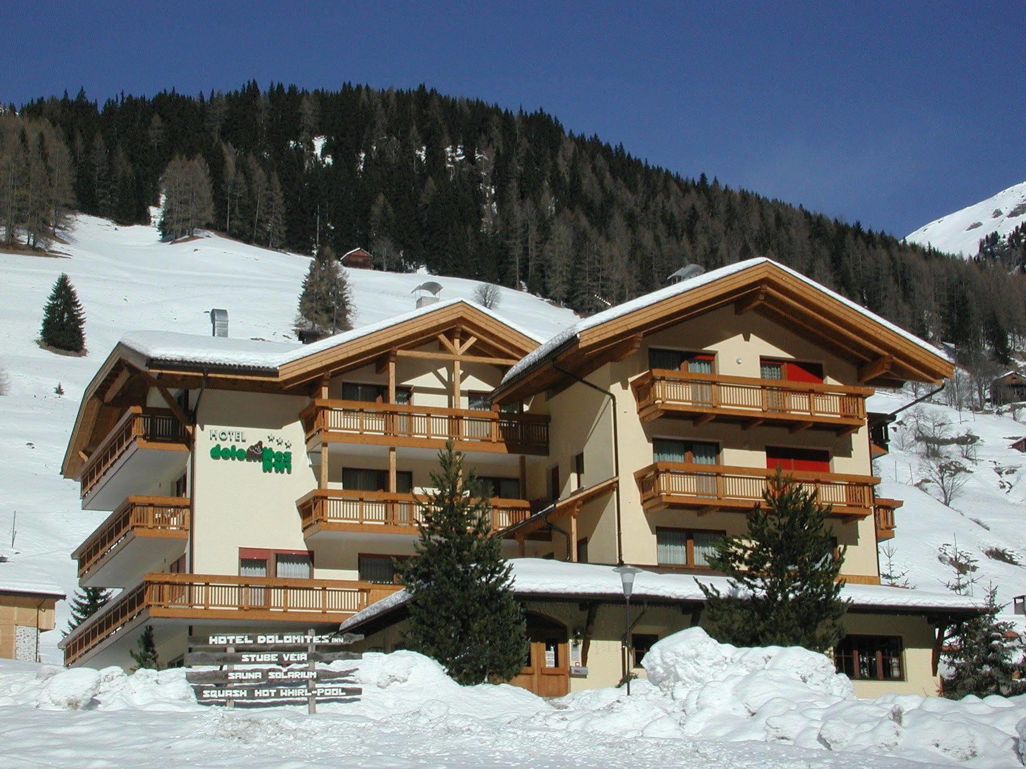 Hotel Dolomites Inn กานาเซย์ ภายนอก รูปภาพ